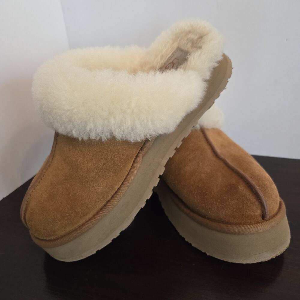 UGG Womens Disquette Clog Chestnut 1122550-CHE Size 9